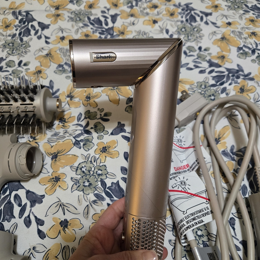 Shark Metallic Hair Dryer